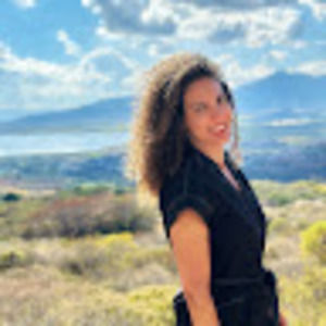 Meet your Posher, Nadia